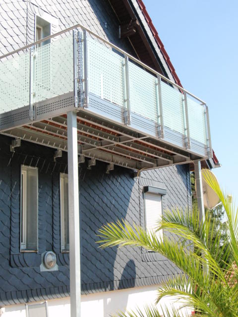 Balkon mit Geländer