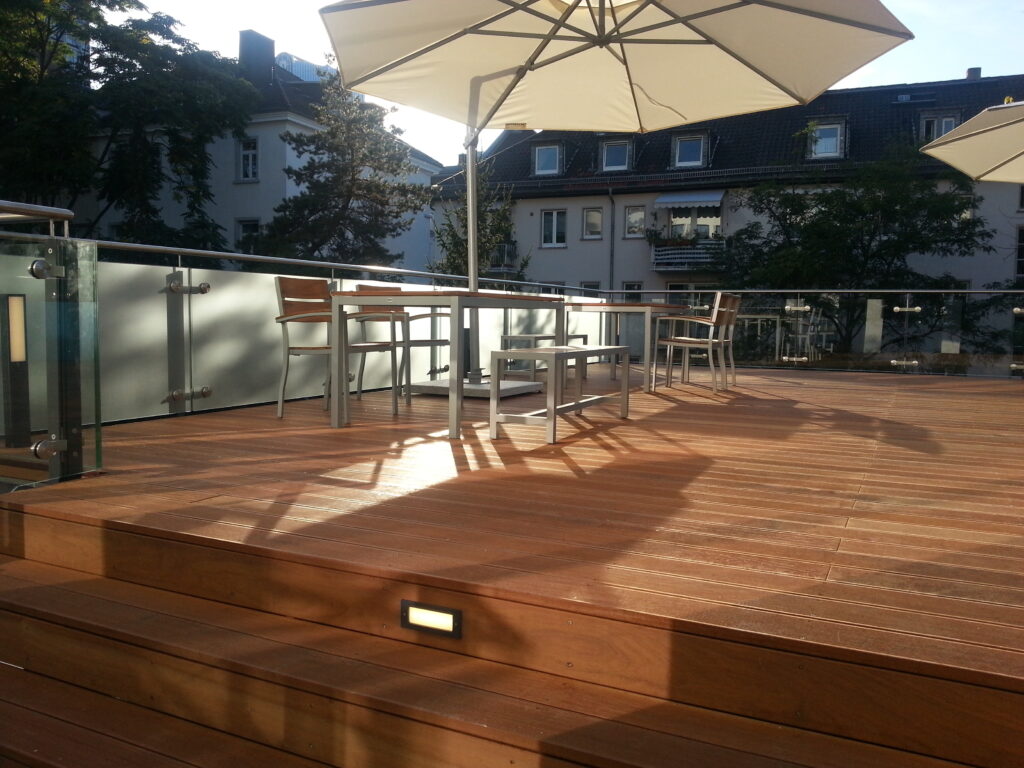 Balkongeländer Glas